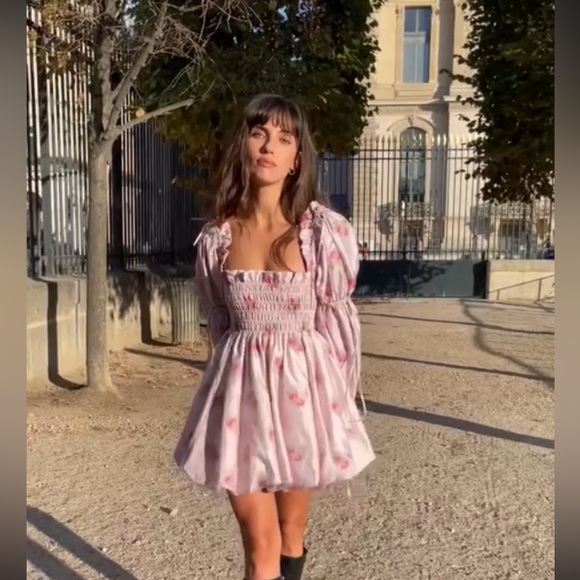 LoveShackFancy Dresses & Skirts - Loveshackfancy Janey Floral print long sleeve bubble Dress in Berry moment.